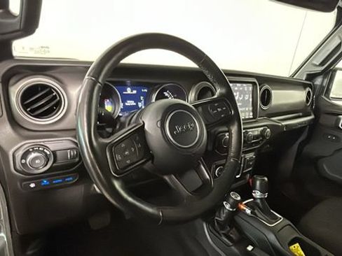 Used 2023 Jeep Wrangler Unlimited w/ Cold Weather Group AWD/4WD image 12