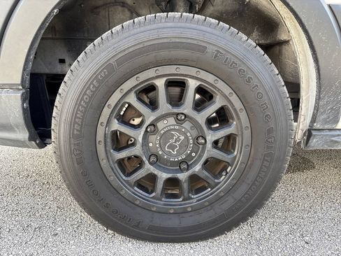Used 2020 Ford Transit 250 Medium Roof RWD image 12