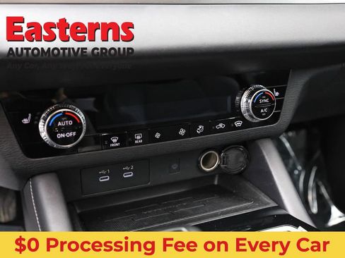 Used 2025 Mitsubishi Outlander SE AWD/4WD image 19
