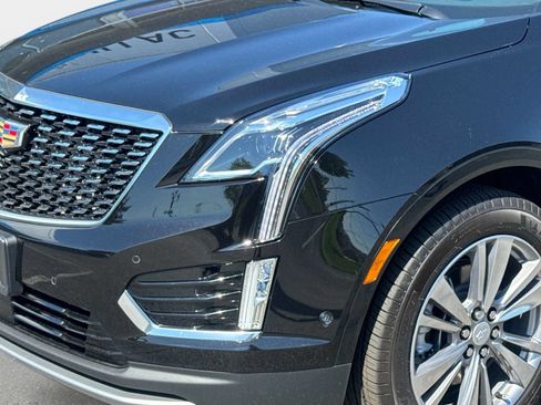 New 2026 Cadillac XT5 Premium Luxury w/ Driver Assist Package FWD image 7