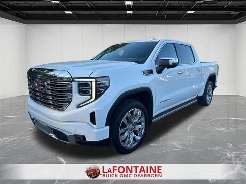 Used 2024 GMC Sierra 1500 Denali w/ Denali Reserve Package AWD/4WD image 1