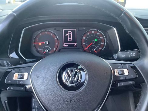 Used 2019 Volkswagen Jetta SE FWD image 16