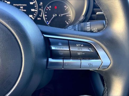 Used 2019 MAZDA MAZDA3 AWD Hatchback image 24