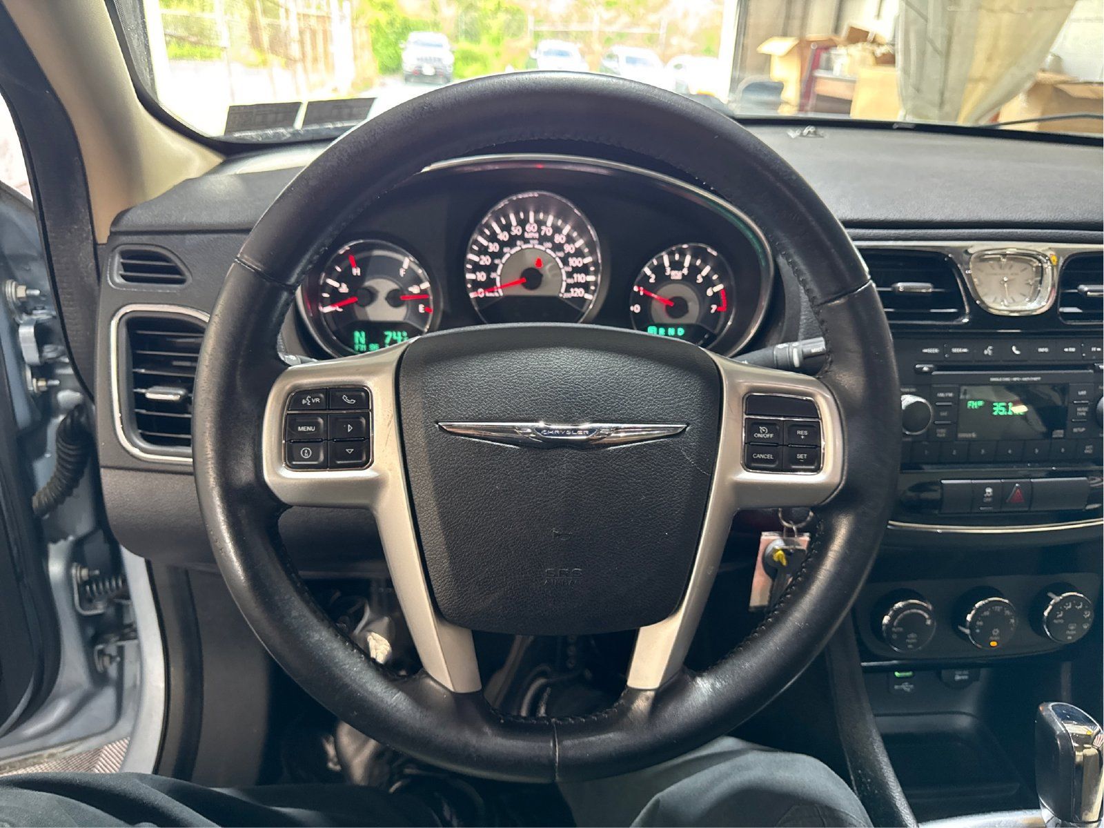 Used 2014 Chrysler 200 Touring FWD image 17