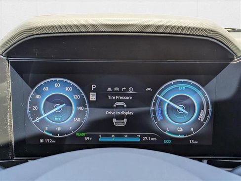 New 2025 Hyundai Elantra SEL image 11