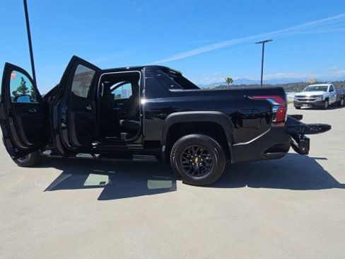 Used 2025 Chevrolet Silverado EV LT w/ LT Premium Package AWD/4WD image 6
