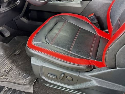 Used 2019 Ford F150 Lariat image 19