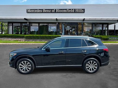 Certified 2025 Mercedes-Benz GLC 300 4MATIC image 2