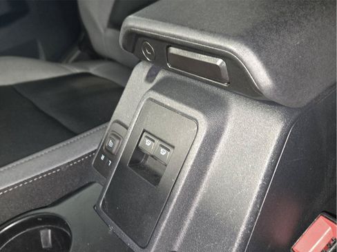Used 2023 Ford Bronco Black Diamond AWD/4WD image 41