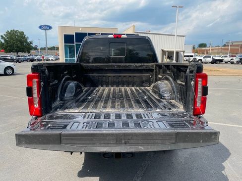 Used 2023 Ford F250 XLT w/ Black Appearance Package AWD/4WD image 9