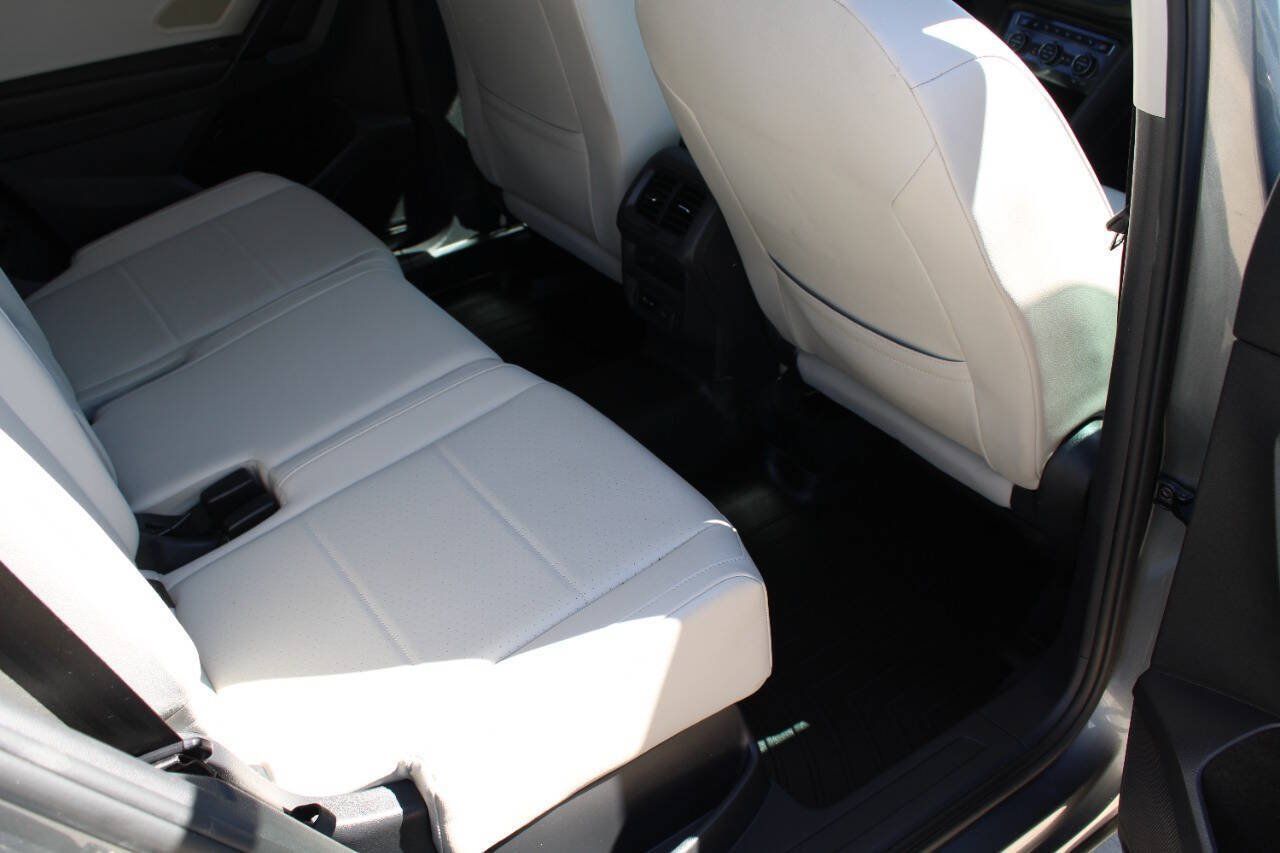 Used 2019 Volkswagen Tiguan S AWD/4WD image 16