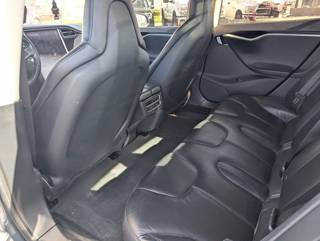 Used 2014 Tesla Model S 60 RWD image 26