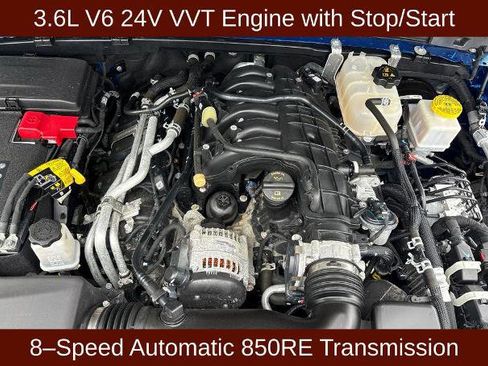Used 2023 Jeep Gladiator Overland AWD/4WD image 3