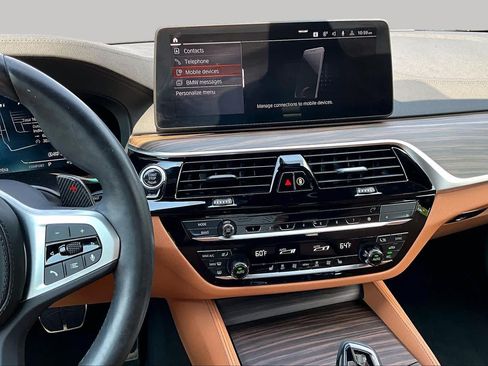 Used 2023 BMW M550i xDrive w/ Executive Package AWD/4WD image 6