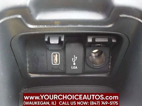 Used 2017 Honda CR-V EX image 9