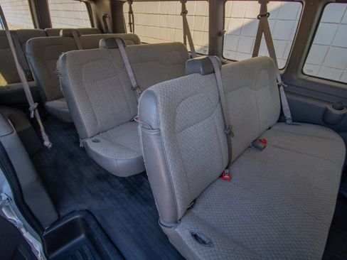 Used 2020 Chevrolet Express 3500 LS image 34