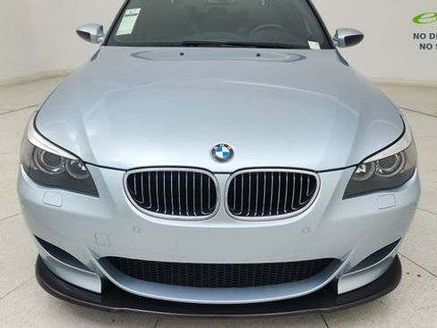 Used 2006 BMW M5 image 9