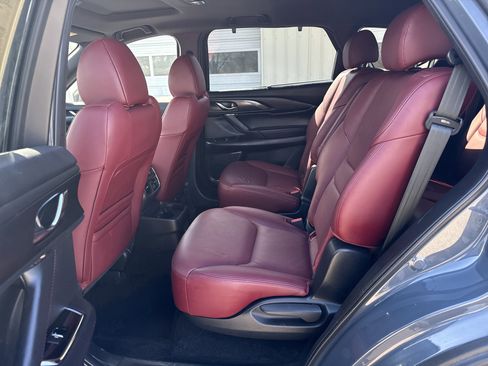 Used 2023 MAZDA CX-9 Carbon Edition image 18