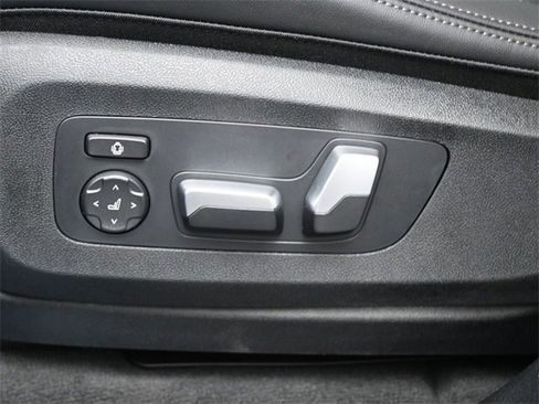 New 2026 BMW X5 sDrive40i image 20