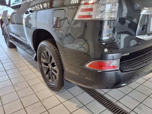Used 2023 Lexus GX 460 Premium AWD/4WD image 23