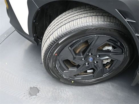 Used 2024 Subaru Crosstrek 2.5i Sport image 27