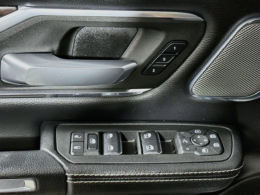 Used 2025 RAM 1500 Laramie w/ Night Edition AWD/4WD image 14