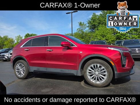 Used 2024 Cadillac XT4 Premium Luxury w/ Cold Weather Package AWD/4WD image 3