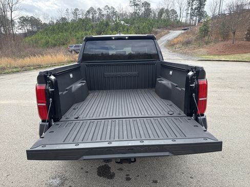 Used 2025 Toyota Tacoma SR5 image 18