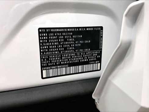 New 2026 Volkswagen Tiguan SE R-Line image 37