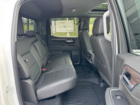 New 2026 GMC Sierra 1500 SLT w/ SLT Premium Plus Package image 12