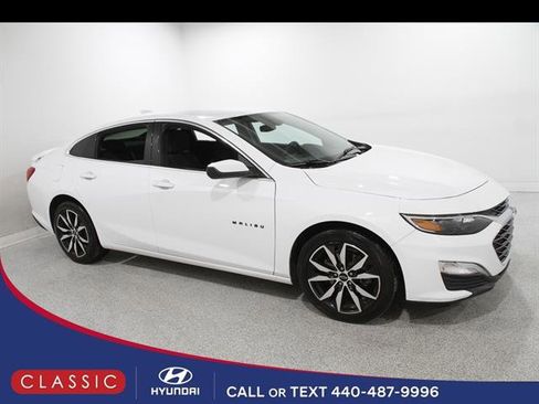 Used 2024 Chevrolet Malibu RS w/ LPO, Floor Liner Package image 1