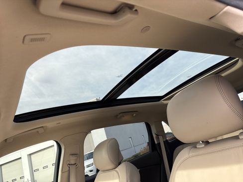 Used 2022 Lincoln Nautilus Reserve w/ Equipment Group 201A image 19