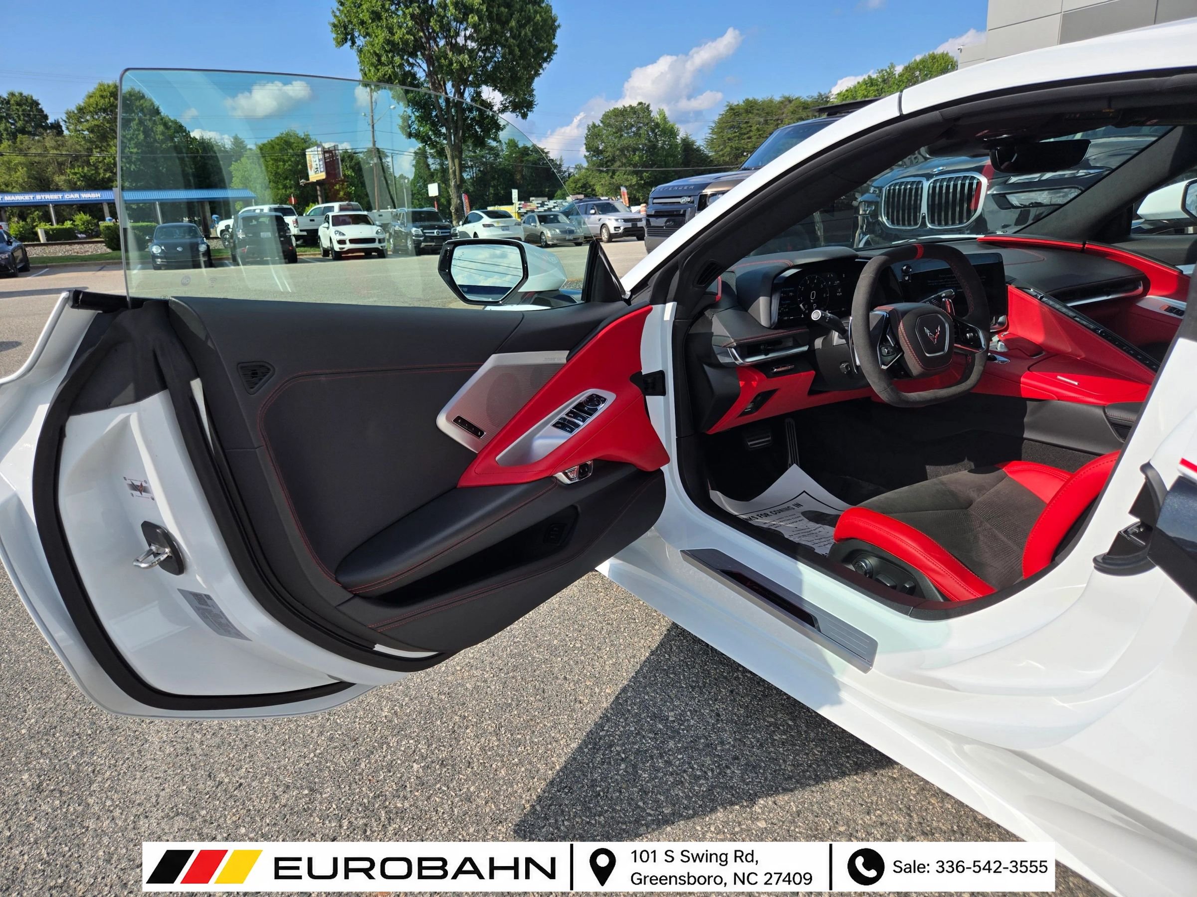 Used 2024 Chevrolet Corvette Stingray Premium Conv w/ 3LT RWD image 10