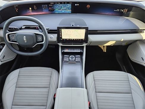 New 2026 Lincoln Nautilus Reserve image 24