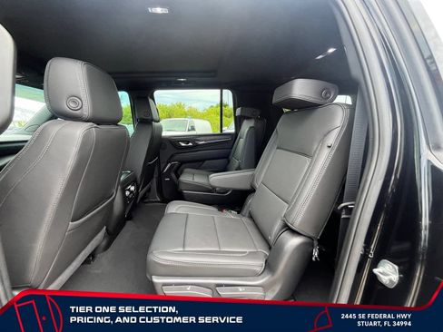 Used 2024 GMC Yukon XL Denali AWD/4WD image 12