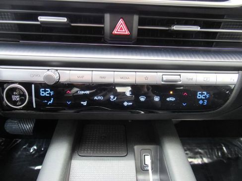 Used 2023 Hyundai Ioniq 6 SEL image 47