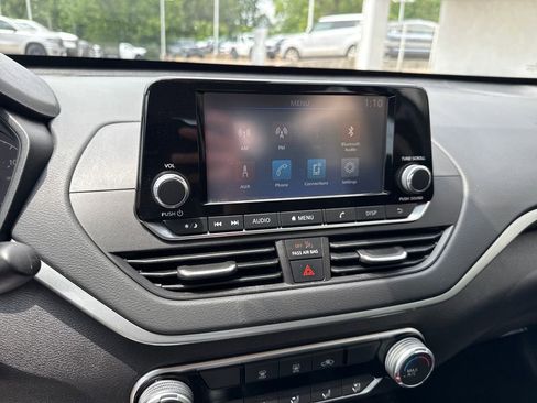 Used 2023 Nissan Altima 2.5 S FWD image 18