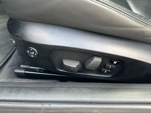 Used 2011 BMW M3 Base image 4