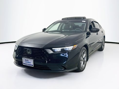 Used 2023 Honda Accord EX image 1