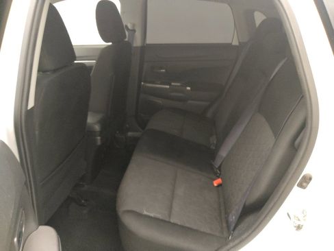 Used 2021 Mitsubishi Outlander Sport SE FWD image 18