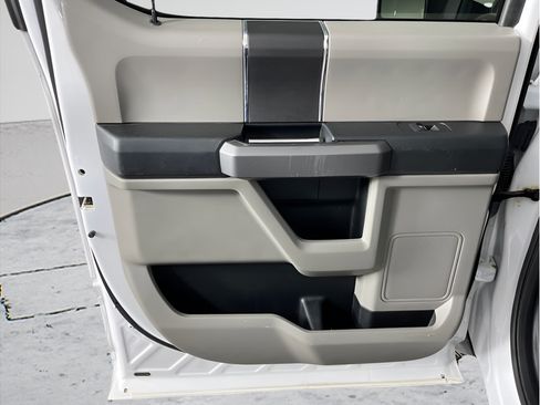 Used 2018 Ford F150 XLT AWD/4WD image 33