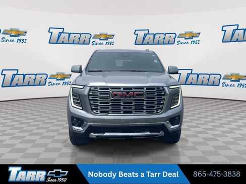 Used 2025 GMC Yukon Denali AWD/4WD image 3