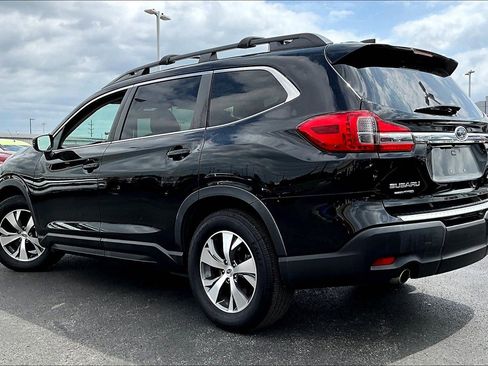 Used 2019 Subaru Ascent Premium w/ Popular Package #1 image 3