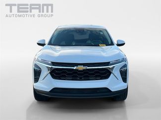 Used 2024 Chevrolet Trax LS w/ LS Convenience Package video 2