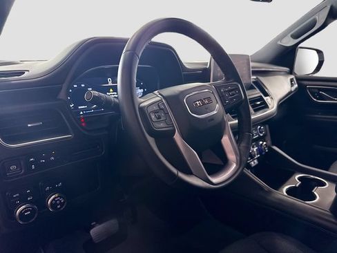 Used 2023 GMC Yukon SLE w/ LPO, Floor Liner Package AWD/4WD image 10