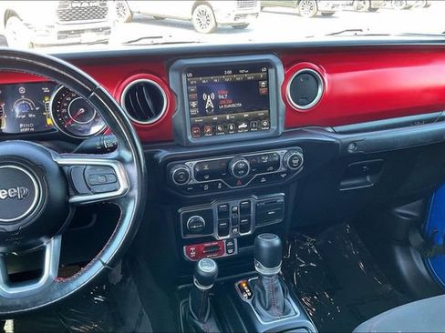 Used 2021 Jeep Gladiator Rubicon AWD/4WD image 5