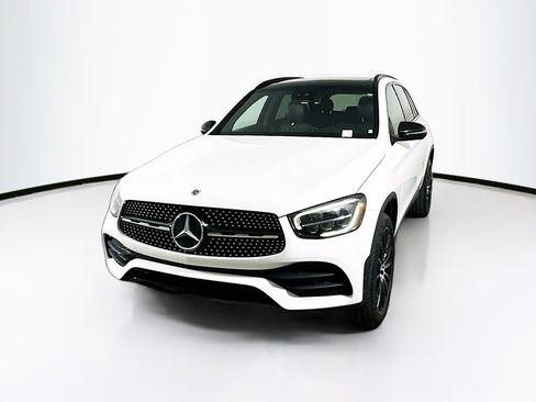 Used 2022 Mercedes-Benz GLC 300 image 3