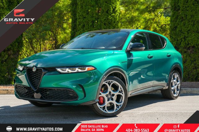 Used 2024 Alfa Romeo Tonale Veloce w/ Premium Interior Package AWD/4WD image 1