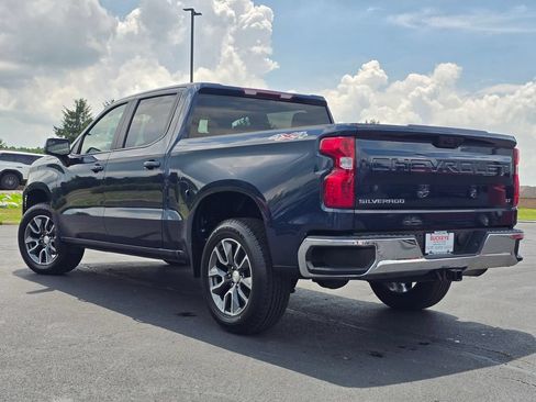 Used 2023 Chevrolet Silverado 1500 LT AWD/4WD image 6
