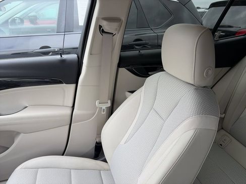 Used 2023 Buick Envision Preferred AWD/4WD image 22